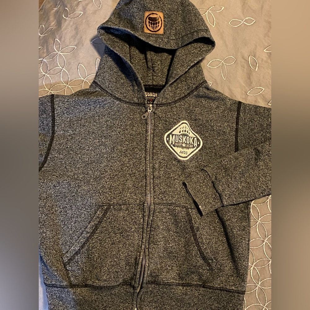 Grey Muskoka Bear Wear full zip Hoodie, youth XLG (10-12yrs)